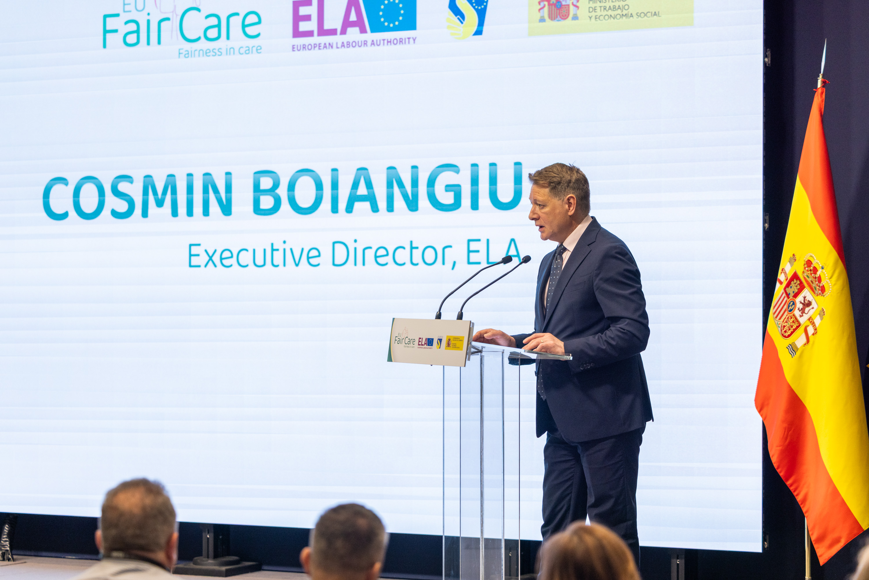 Challenges and policy approaches in the long-term care sector 10