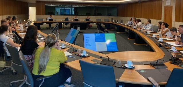 people around the table for the Training in brussels