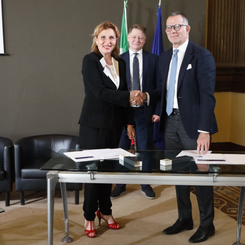 IT FR agreement cover